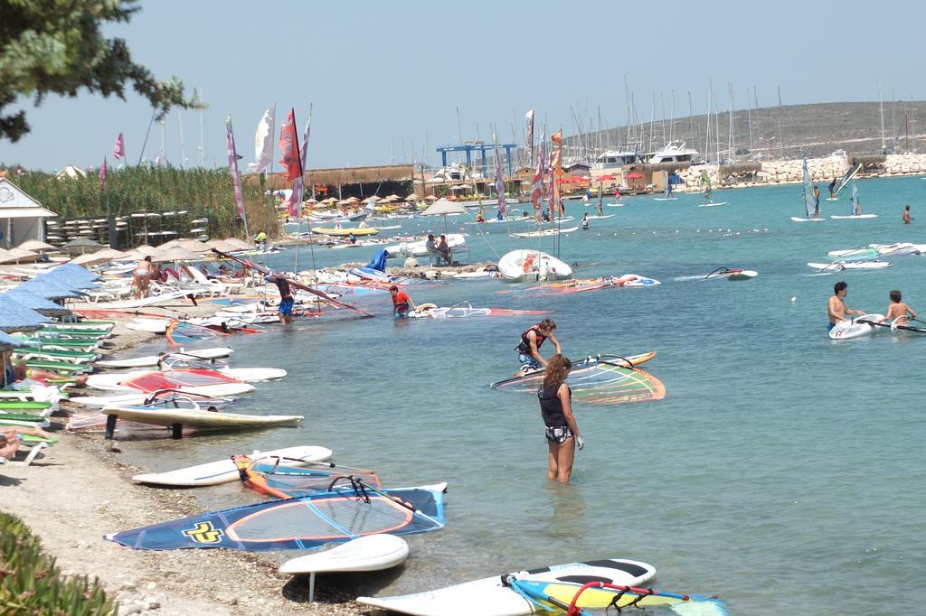 Lapis Port Surf Hotel 阿拉恰特 外观 照片