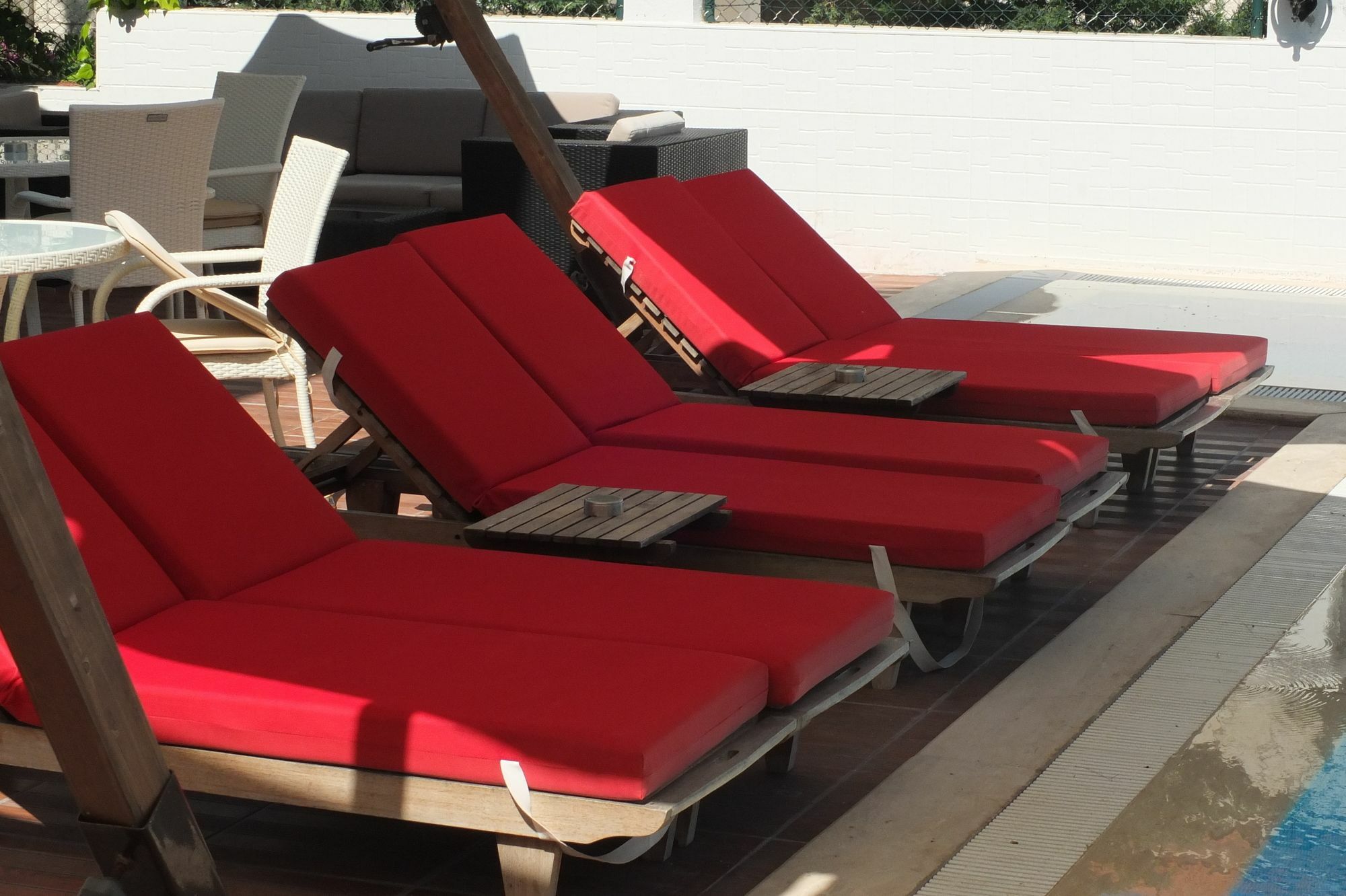 Lapis Port Surf Hotel 阿拉恰特 外观 照片